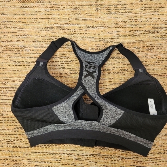 VICTORIA'S Secret Sport Bra 32D - Picture 6 of 9